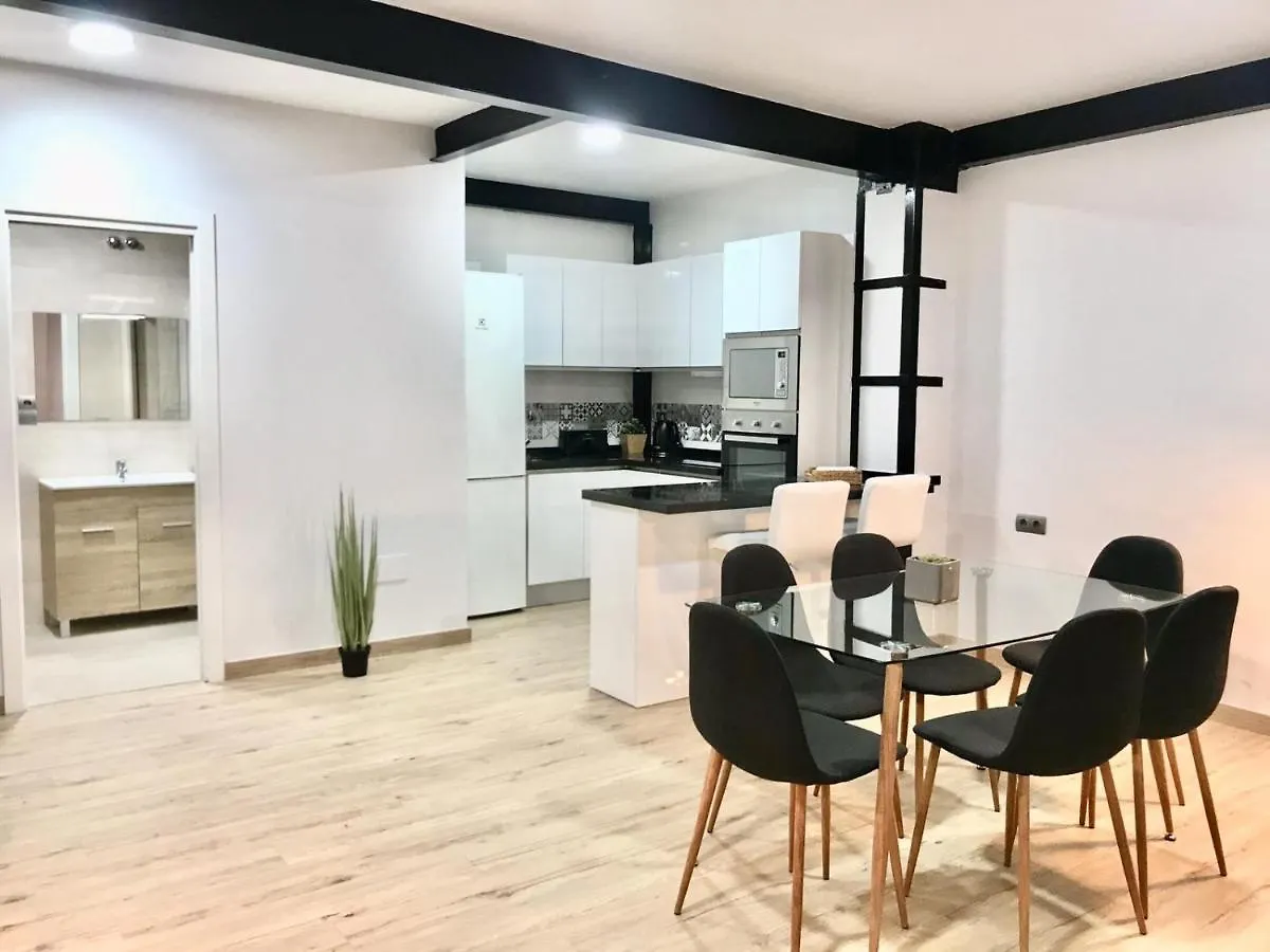 Modern&spacious apartment in Plaza de la Merced Málaga 0*,  España