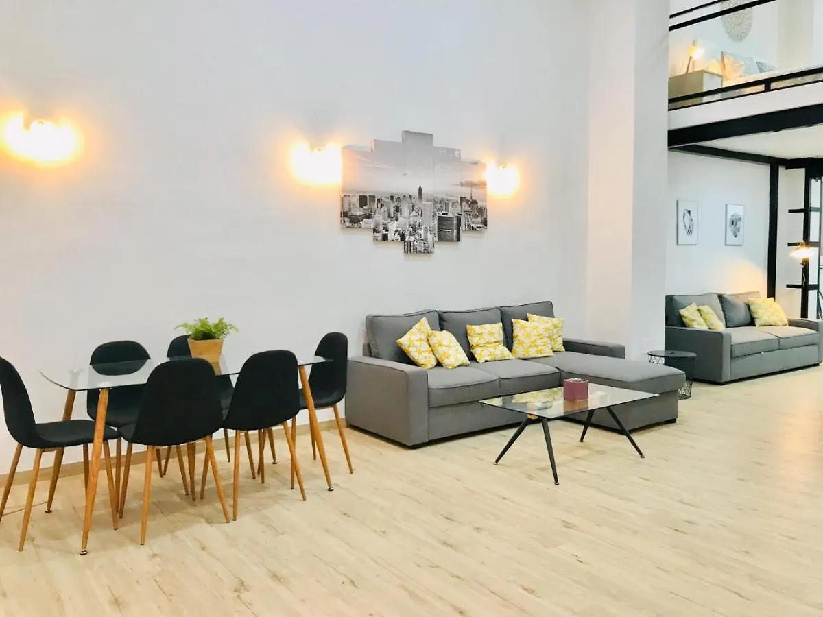 Modern&spacious apartment in Plaza de la Merced Málaga