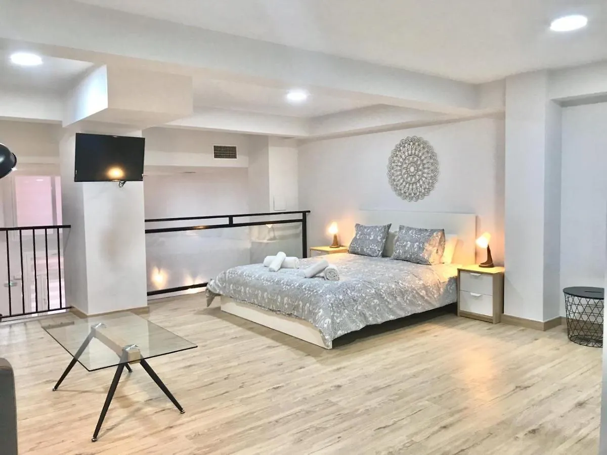 Modern&spacious apartment in Plaza de la Merced Málaga