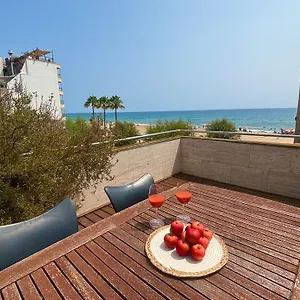 Increible Casa Frente Al Mar , Planta Baja Apartamento Torredembarra